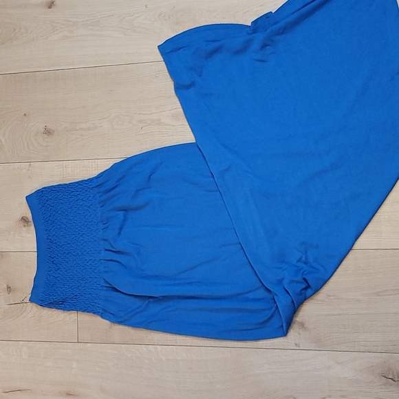 3/$40- Pretty Maxi Dress Sz medium - Picture 1 of 2